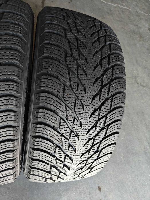 R18 235 40 шини фінки зимові Nokian HakkapeliittaR3 агресивні арктичні