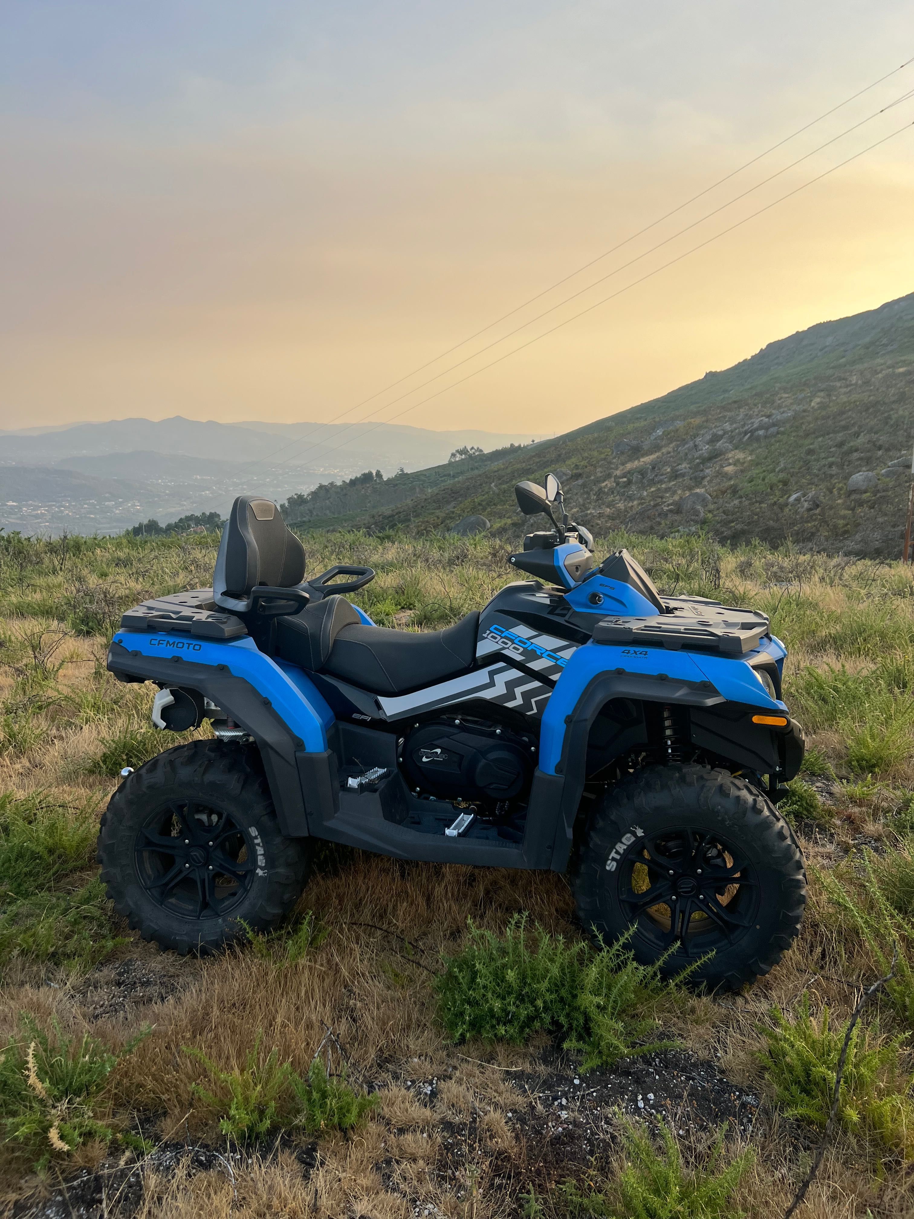 Moto 4 cfmoto 1000