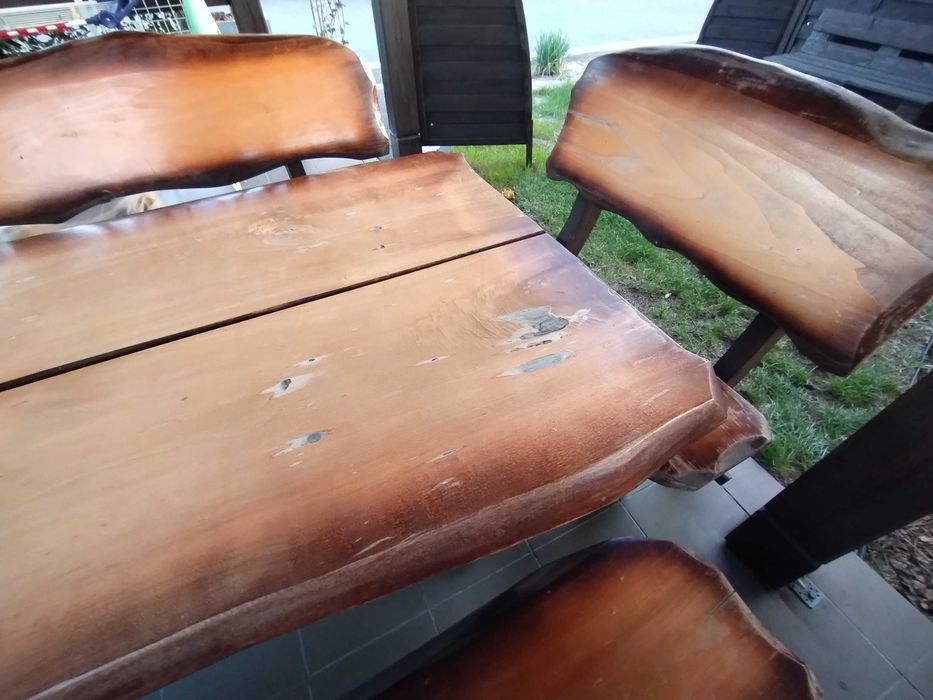 Biesiadny drewniany komplet mebli góralskich