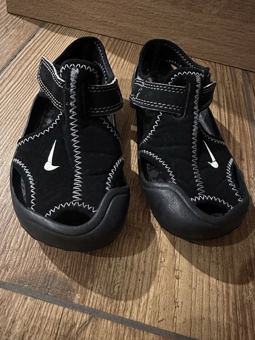 Сандалі дитячі nike 25-26 розмір