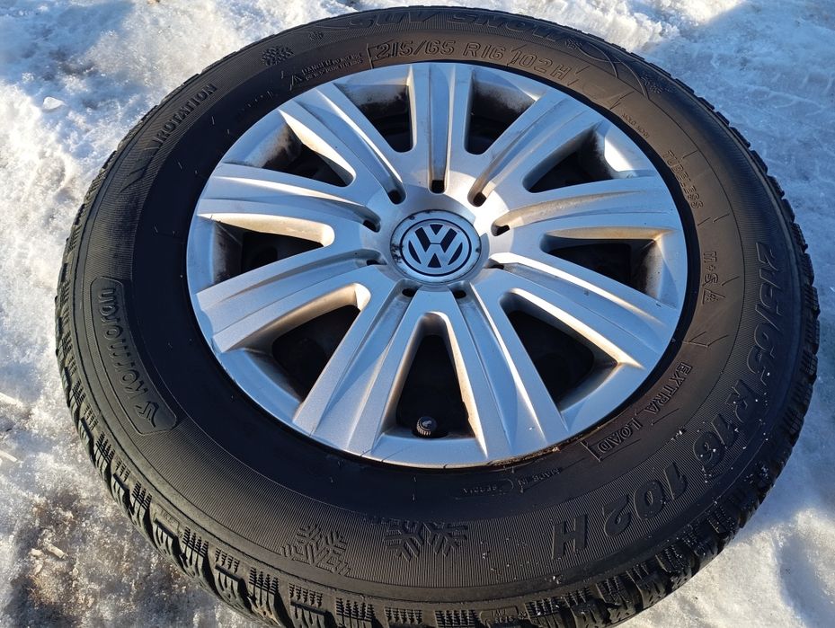 VW. Opony zimowe z felgami