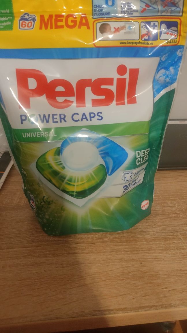 Kapsułki Persil 60