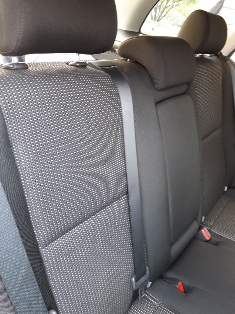 Сидіння (салон) TOYOTA Аvensis Т25 стан нових 2003-2008 року ТОРГ