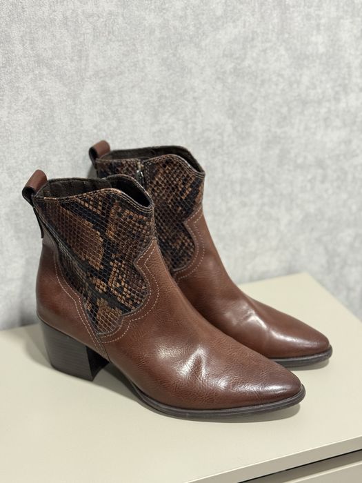 Козаки, сапоги, чоботи жіночі