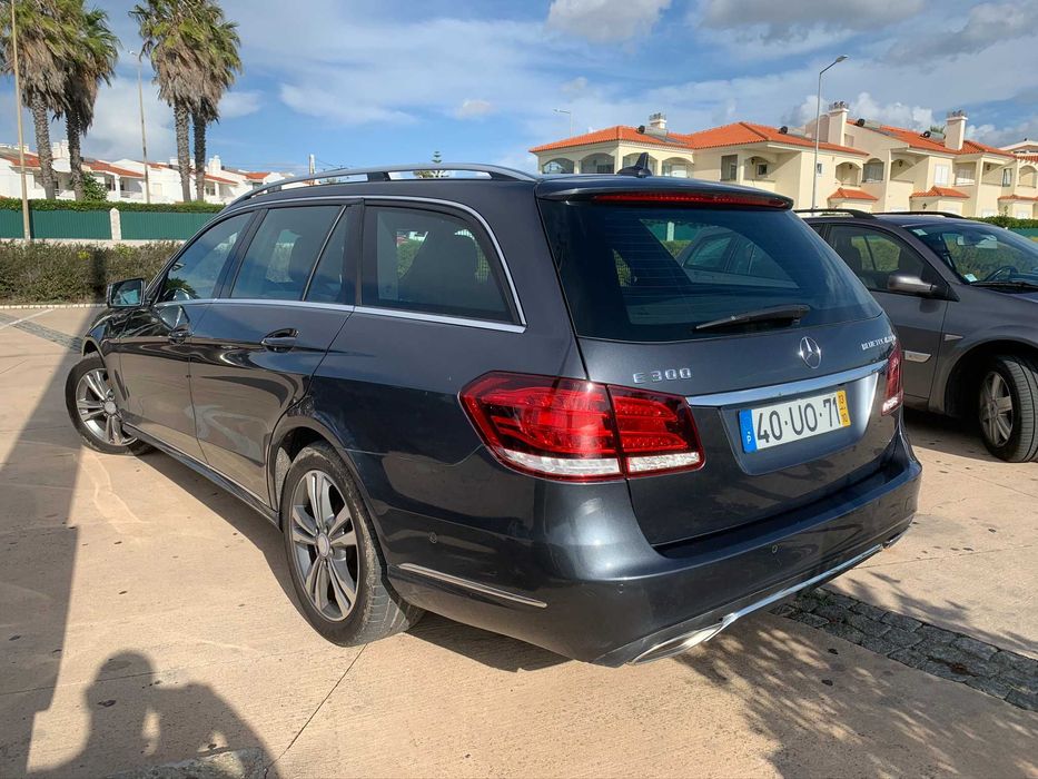 Mercedes-Benz E 300 Bluetec Hybrid Avantgarde