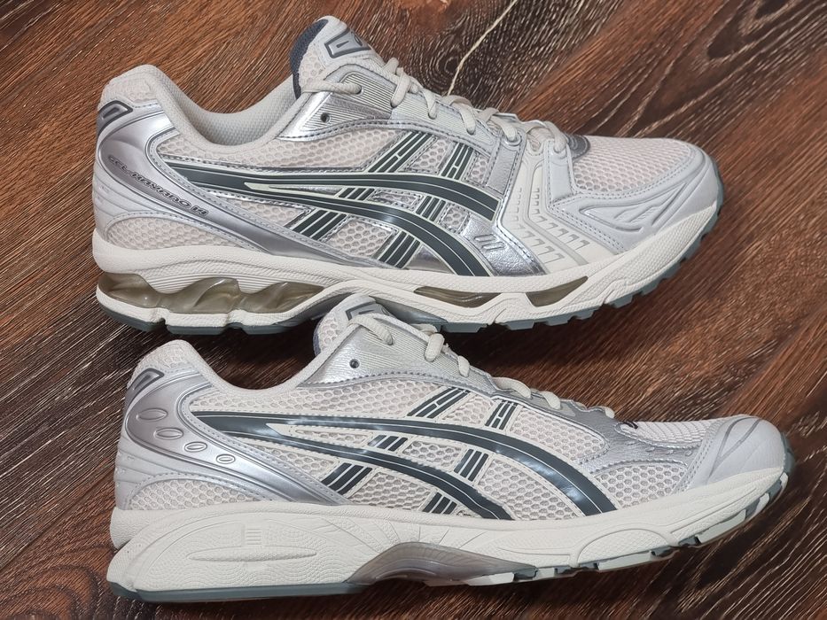 Оригінал 100% кросівки asics gel kayano 14  eur 46.5
