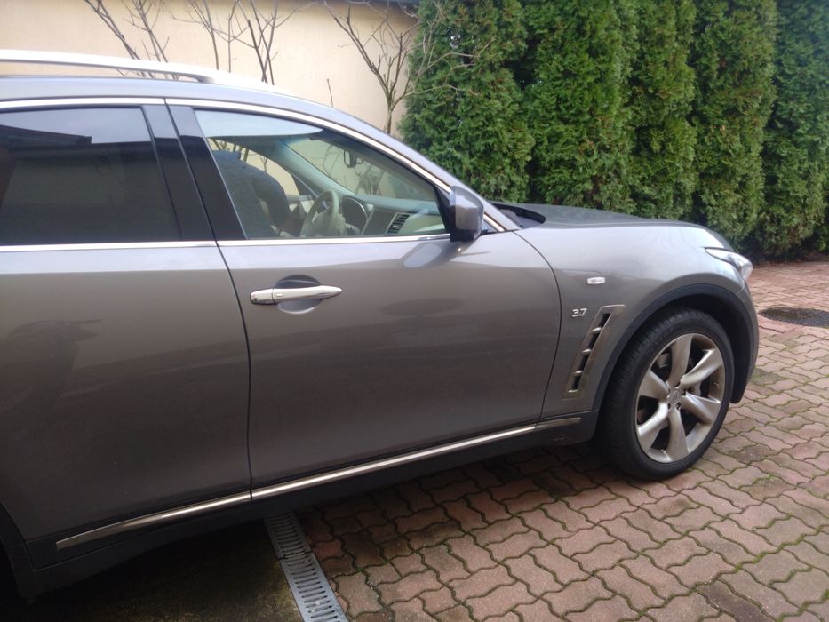 Infiniti QX 70 S