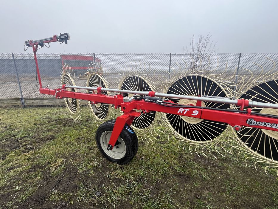 Zgrabiarka gwiazdowa ENOROSSI RT/9 INLINE RAKE