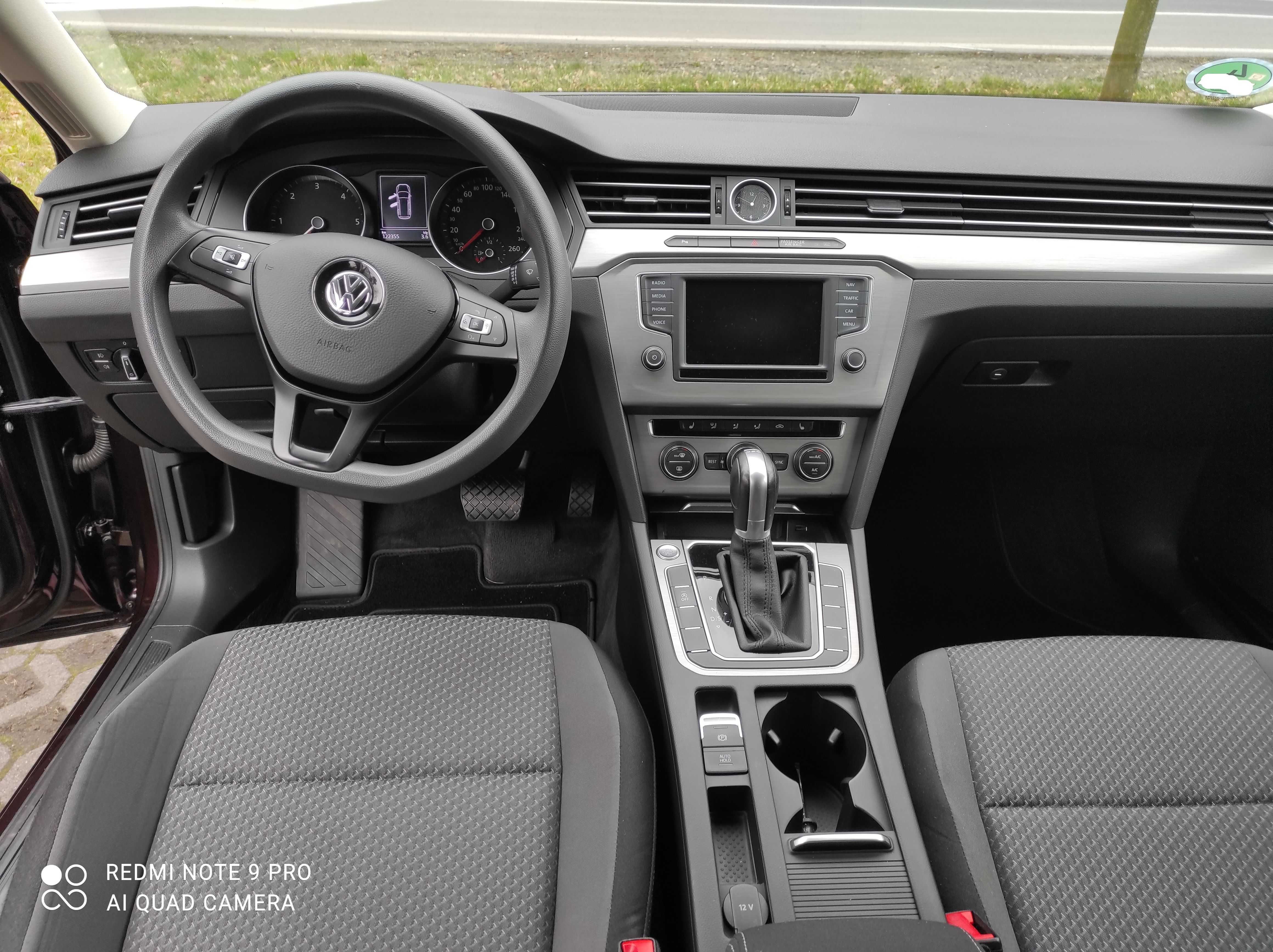 VW Passat kombi  2.0 TDI, 150 KM, 131 tkm, DSG , 11/2016  / BEZ AdBlue
