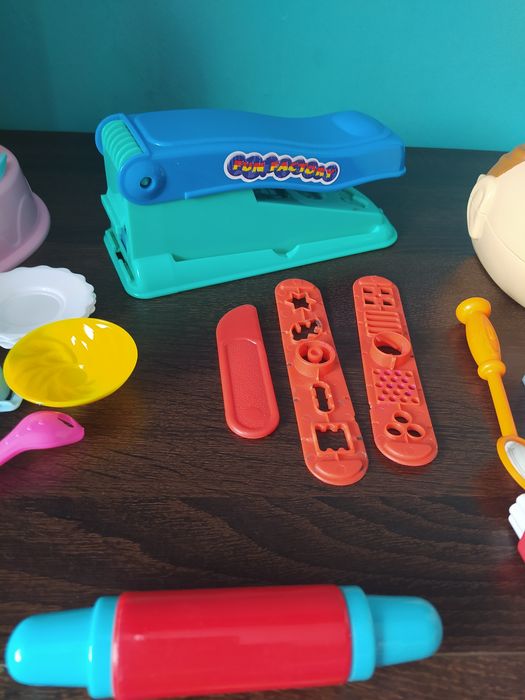 Play-Doh całość 20zł