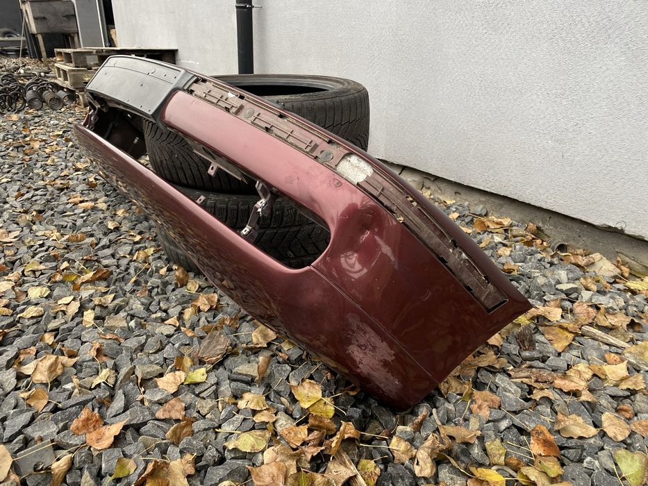 Передній Бампер БМВ е39 Дорестайл Передний Бампер BMW e39 Дорест Шрот