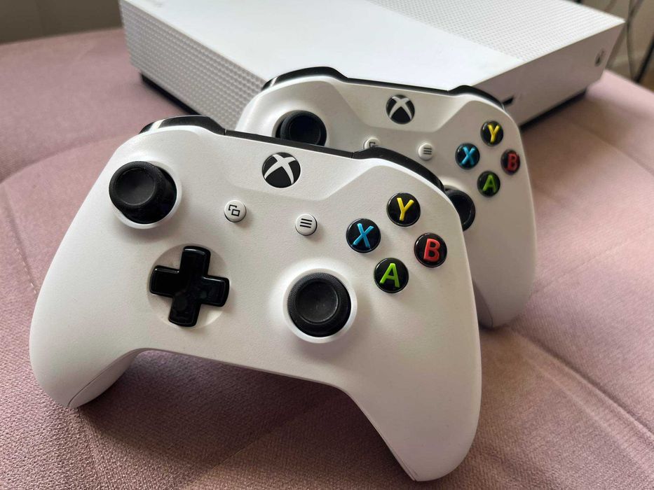 Xbox One S + 2 pady + gry - stan bdb, uszk. HDMI Łódź