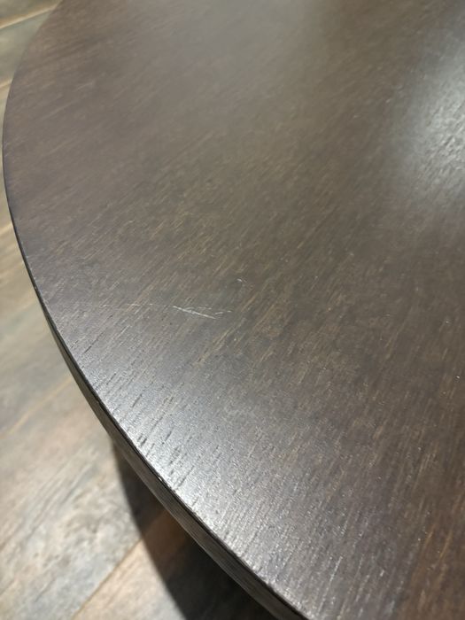 Stolik Kawowy okragły ciemne drewno Ikea Listerby