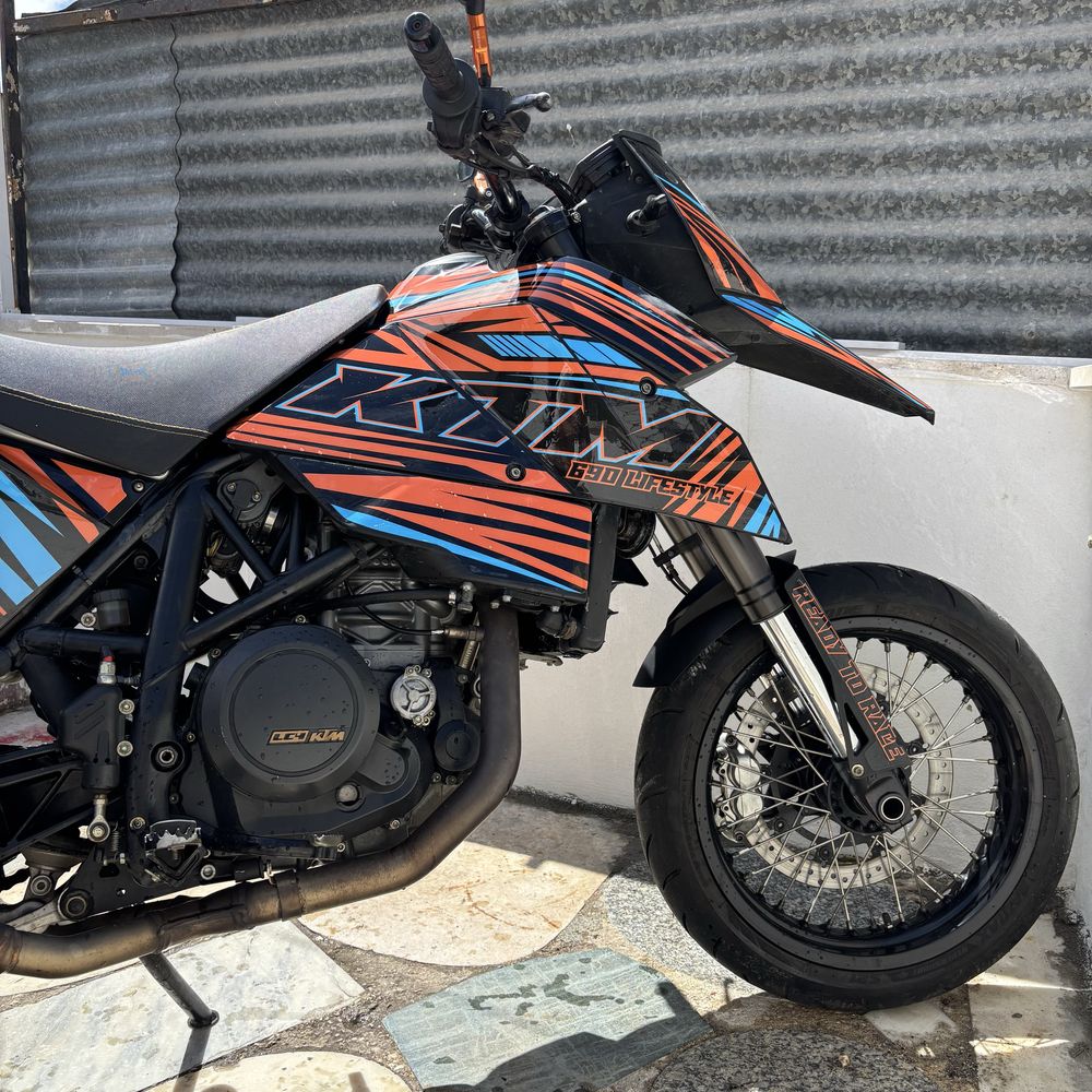 Ktm 690 supermotar 35kw