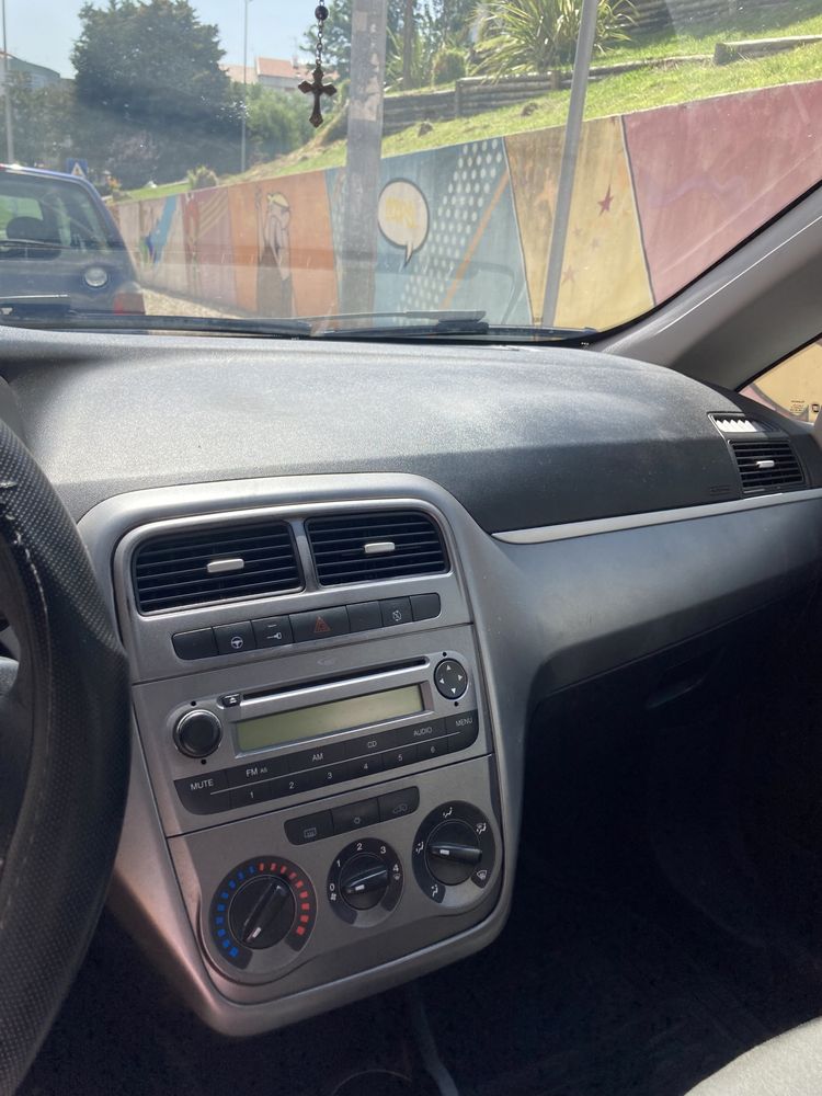 Carro Fiat Punto