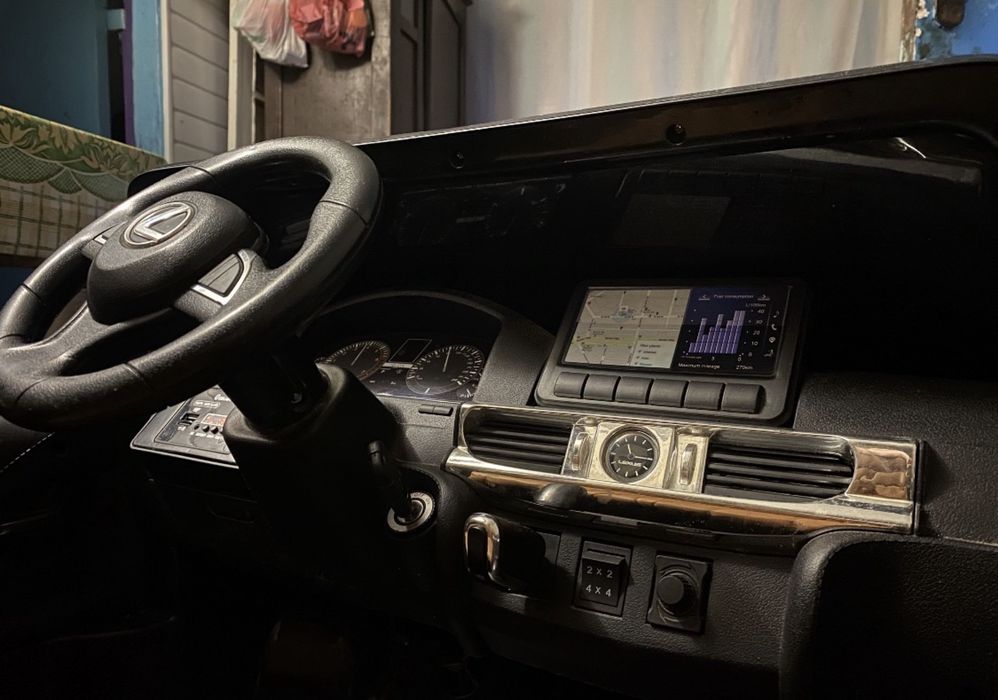 Електро автомобіль дитячий Lexus lx-570