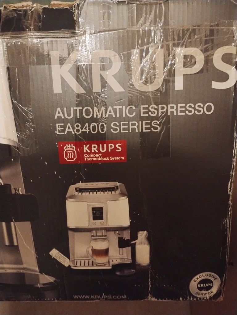 Ekspres do kawy Krups.