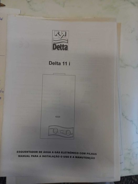 Esquentador Delta 11 i Gás Butano com Oferta Redutor e 2 Bilhas Gás BP