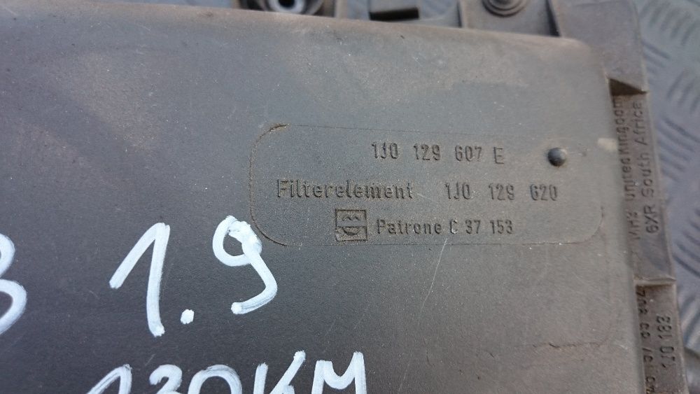 Audi a3 8l,VW golf 1.9TDI 130km,obudowa filtra powietrza