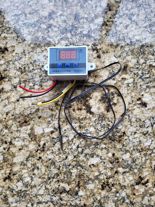 Elektroniczny sterownik temperatury z sondą - termostat - nowy
