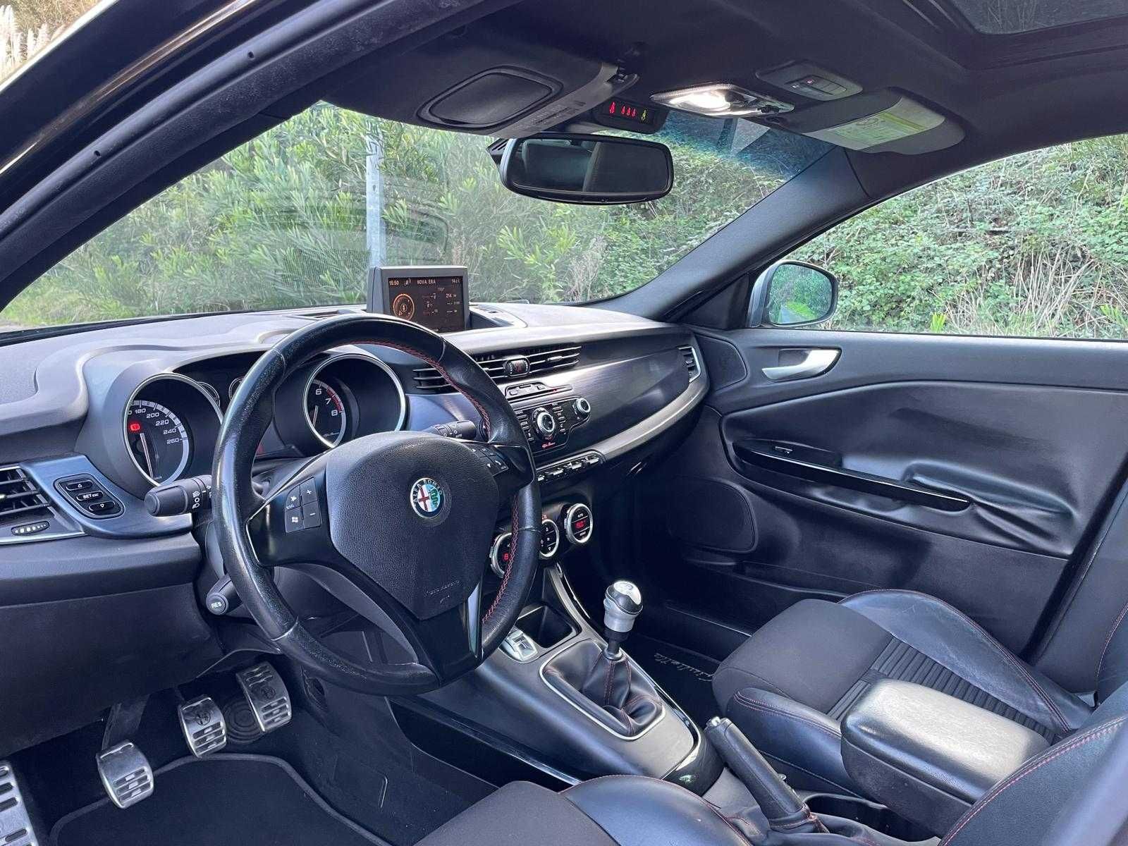 Alfa Romeo Giulietta QV 1750TBi 235cv