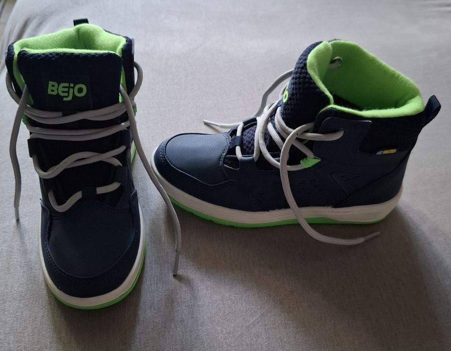 Buty zimowe chłopięce firmy Bejo rozmiar 32 wkładka 21 cm