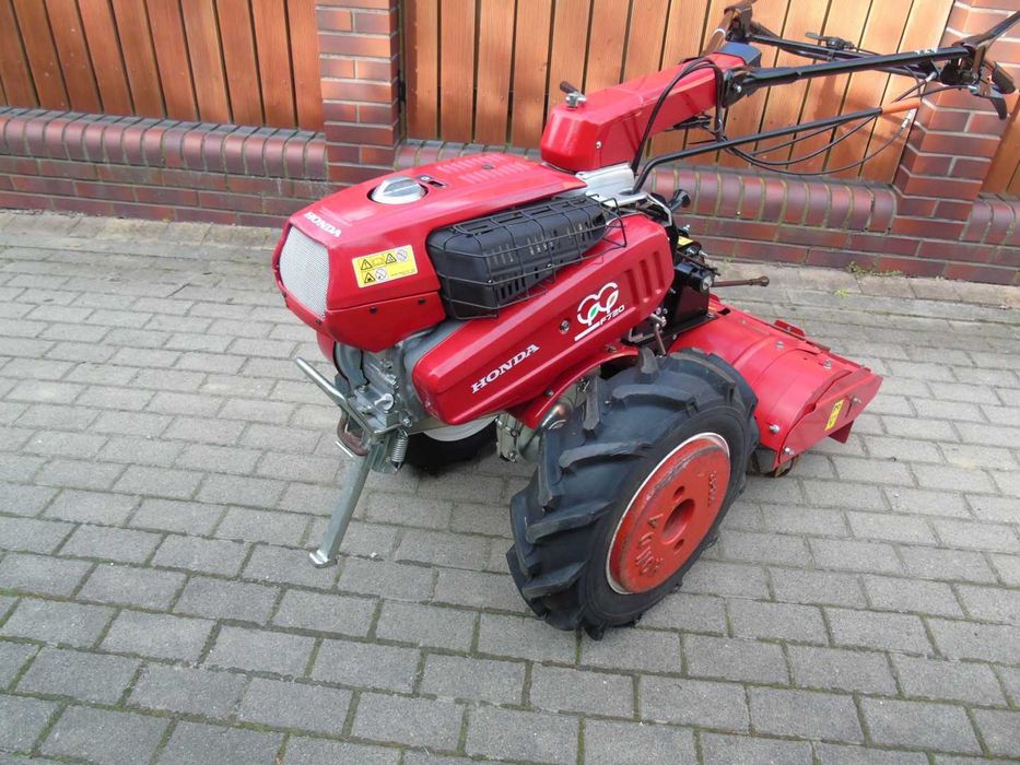 Glebogryzarka spalinowa dzik HONDA F 720  SUPER STAN