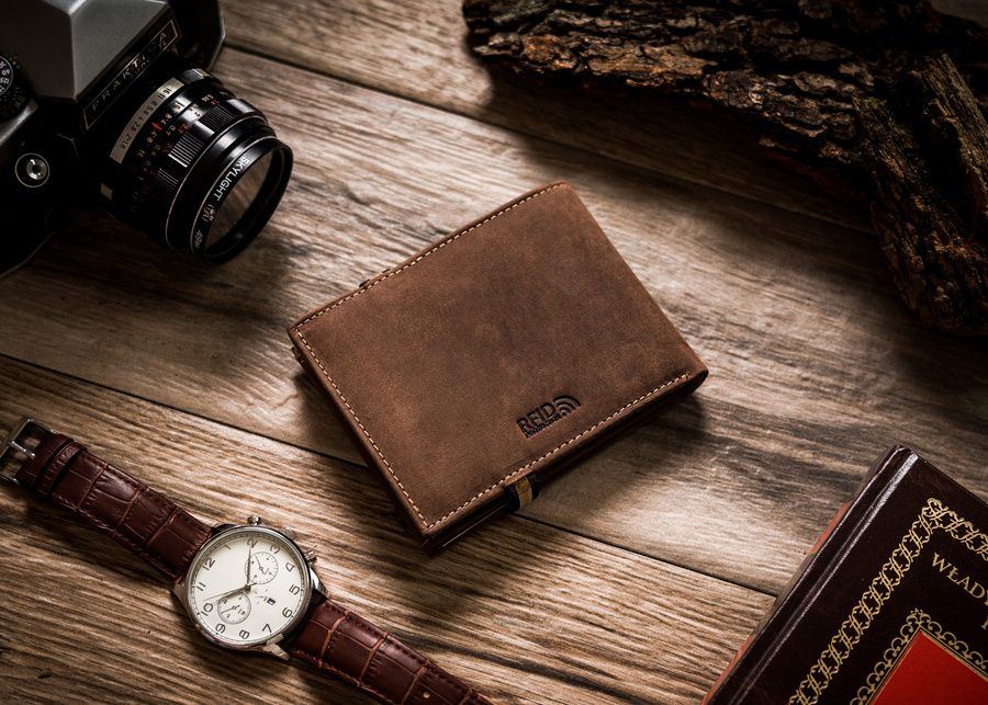 nubukowy portfel męski z ochroną kart rfid - peterson