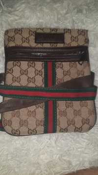 Saszetka gucci. .