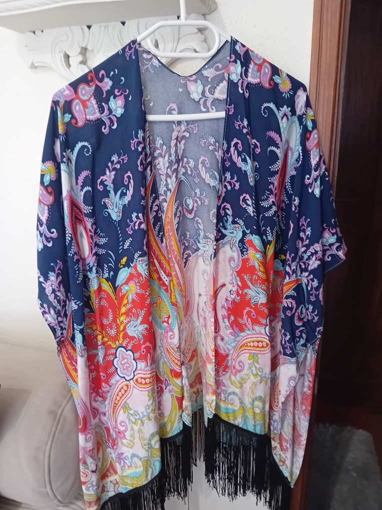 KIMONO.Tipo casaco.