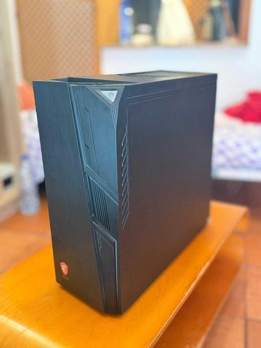 PC GAMER R5 5600X + 2060