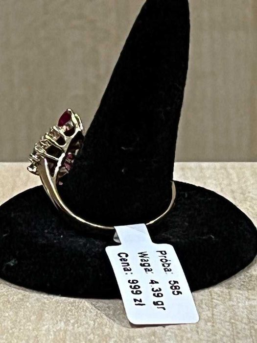 Złoty pierścionek pr585, cyrkonie z rubinami, rozm 19,4.39gr/Komis