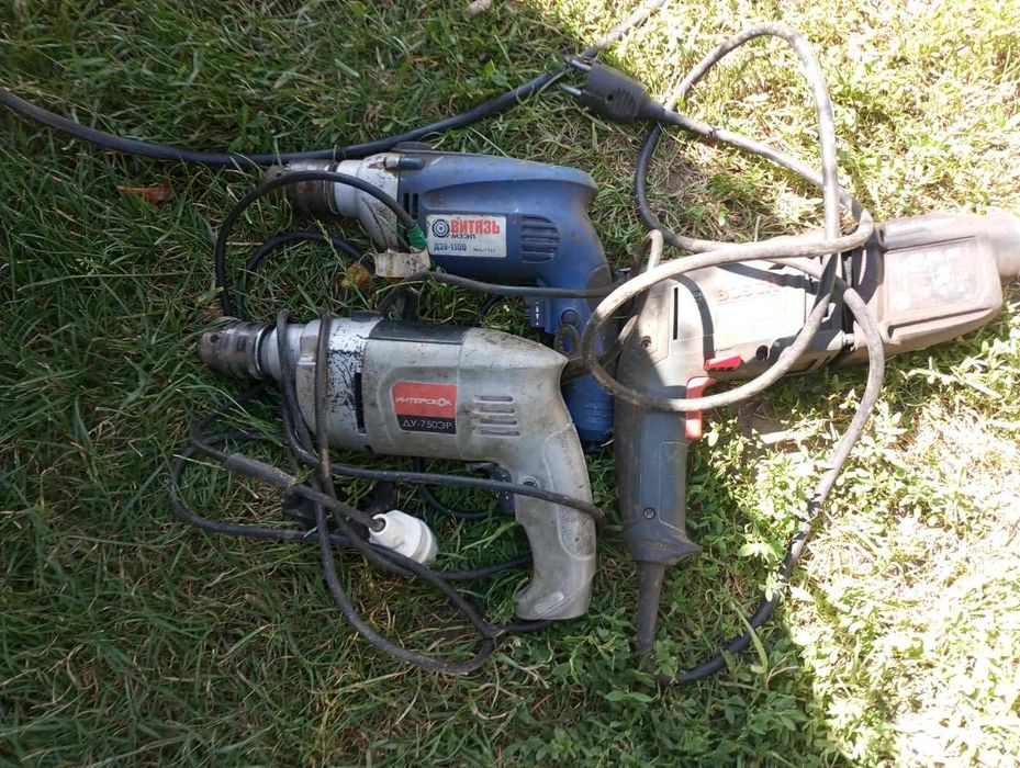 Ударні дрилі  ,Витязь , Интерскол .