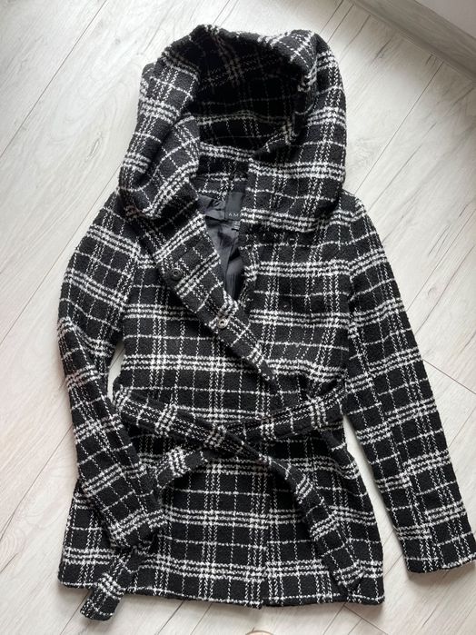 Płaszcz kurtka Amisu 38 nowa
