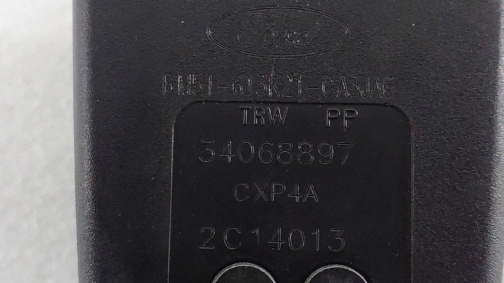 Encaixe de cinto trás direito FORD Focus III