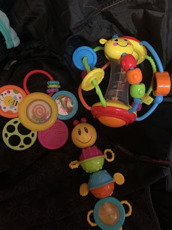 Набор игрушек для ребенка