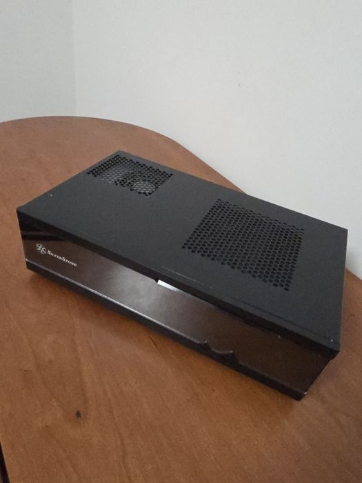 Desktop Pc Low Cost Itx - I5 7400, 16Gb Ram, 256Gb SSD, Amd R7 430 2Gb