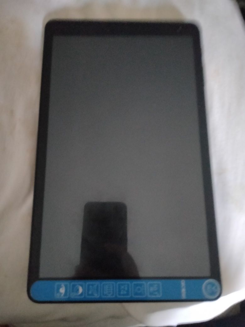 Tablet Alcatel em bom estado