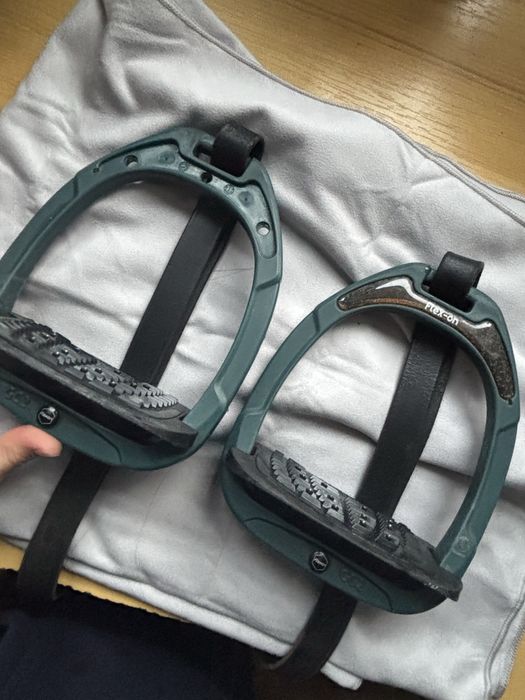 Strzemiona Flex on butelkowa zieleń