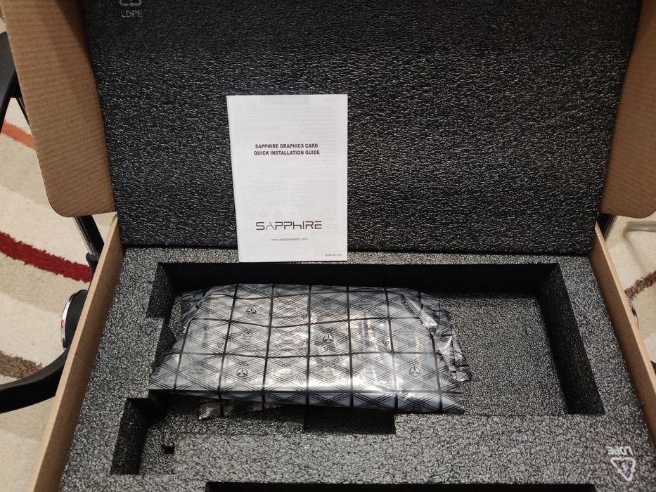 Видеокарта RX 7800 xt sapphire nitro+