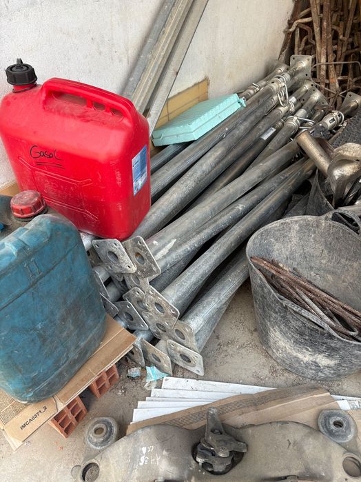 Escoras usadas uma vez