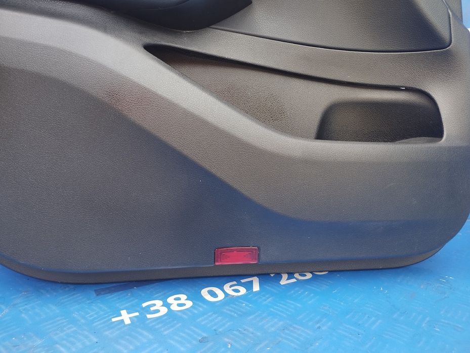 Обшивка дверей Mercedes GLE 167 Карта двери левая Мерседес ГЛЕ