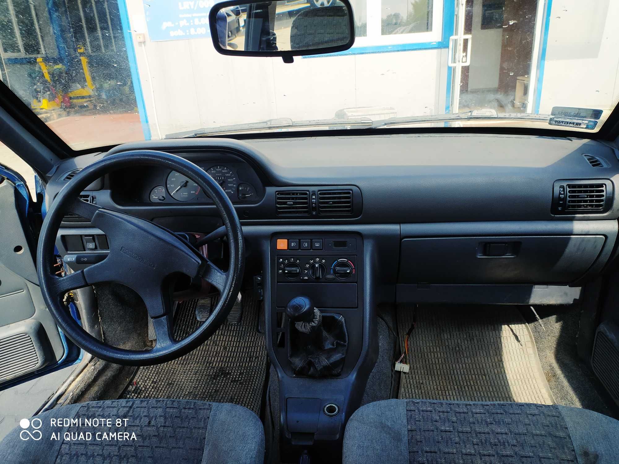 Polonez 2000 rok 1.6 benzyna Atu
