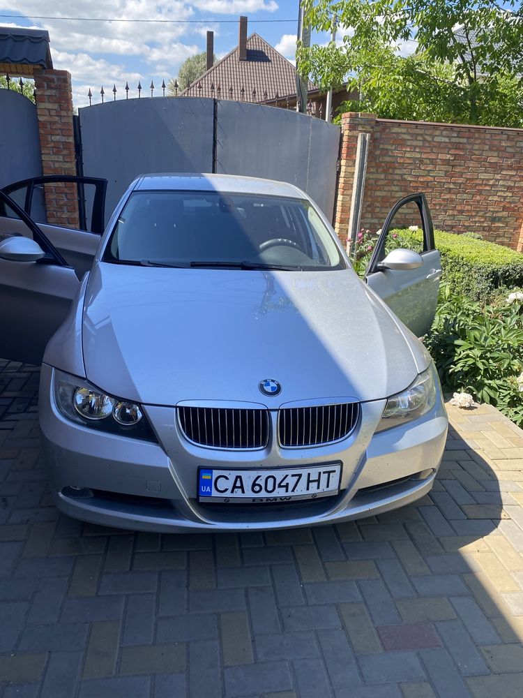 BMW 318i 2007 рік