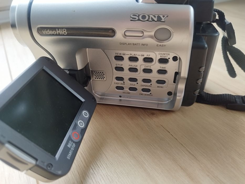 Sprzedam Kamera Sony hi8