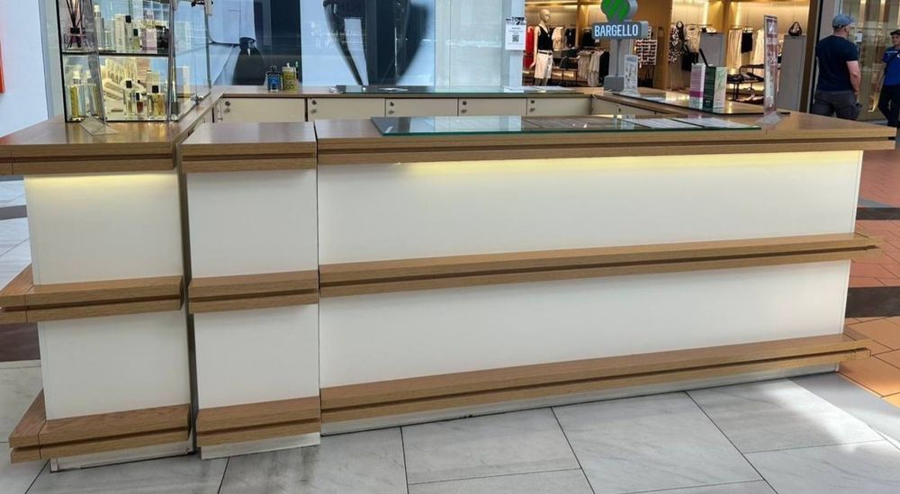 Острів торговий, острів в торговий центр, меблі для торгівлі, вітрини