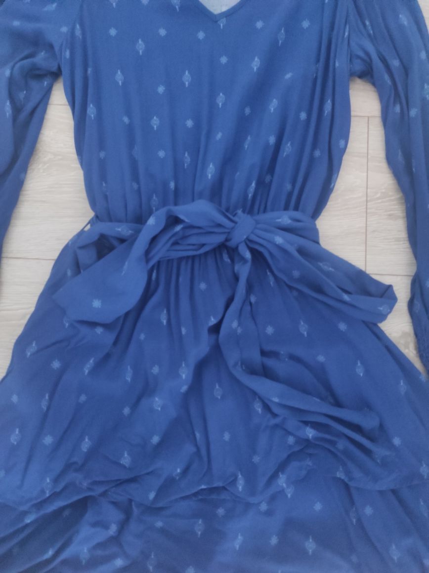 Sukienka niebieska Diverse M