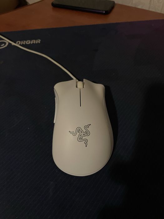 игровая мышка Razer Deathadder Essentials