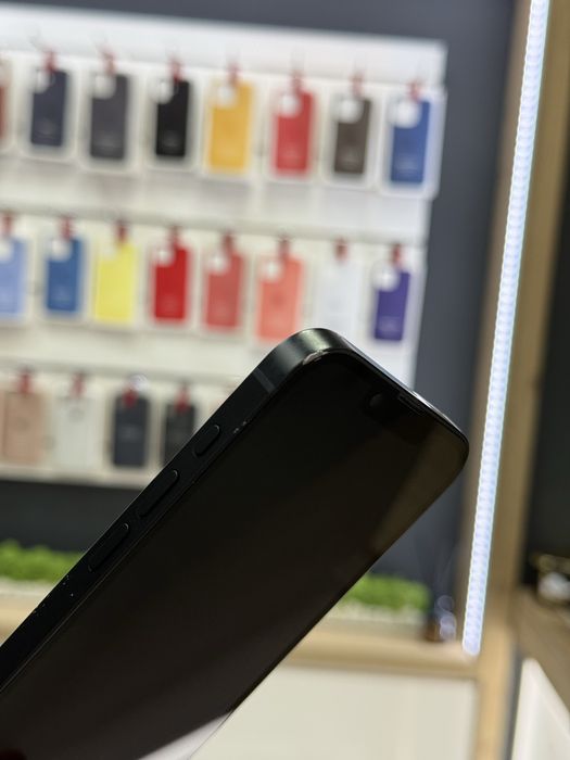 iPhone 16e 128GB Black