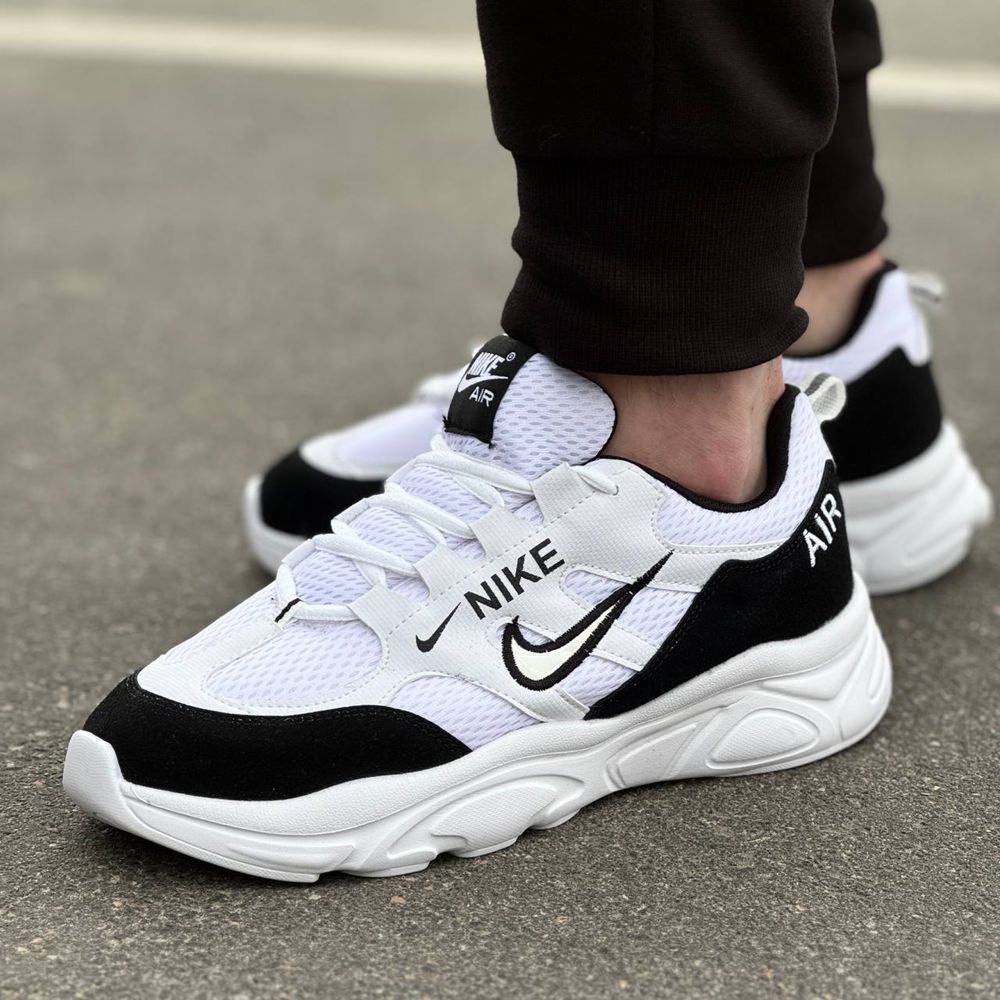 Чоловічій Кросівки Найк білі з чорним  NIKE white black city 40-44 рм.